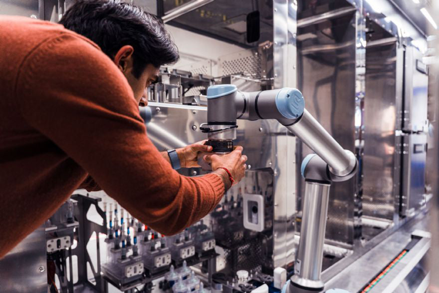 Flex and Teradyne Robotics Expand Strategic Alliance to Scale Intelligent Automation