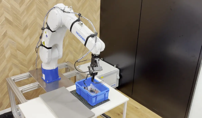 SoftBank and Yaskawa Demonstrate Deformable Object Manipulation via Physical AI Development Cloud