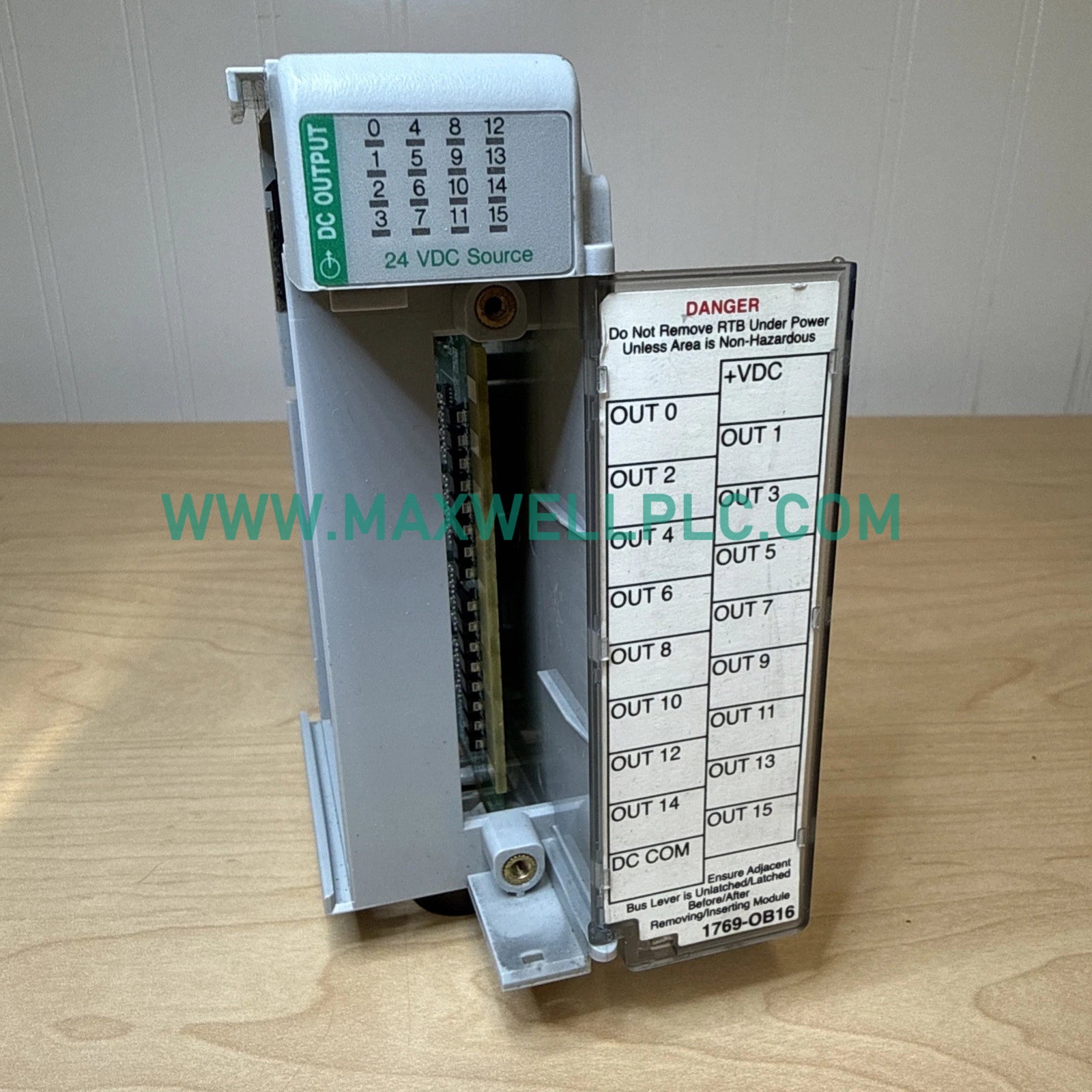 وحدة خرج رقمية من ألن برادلي 1769-OB16، سلسلة CompactLogix