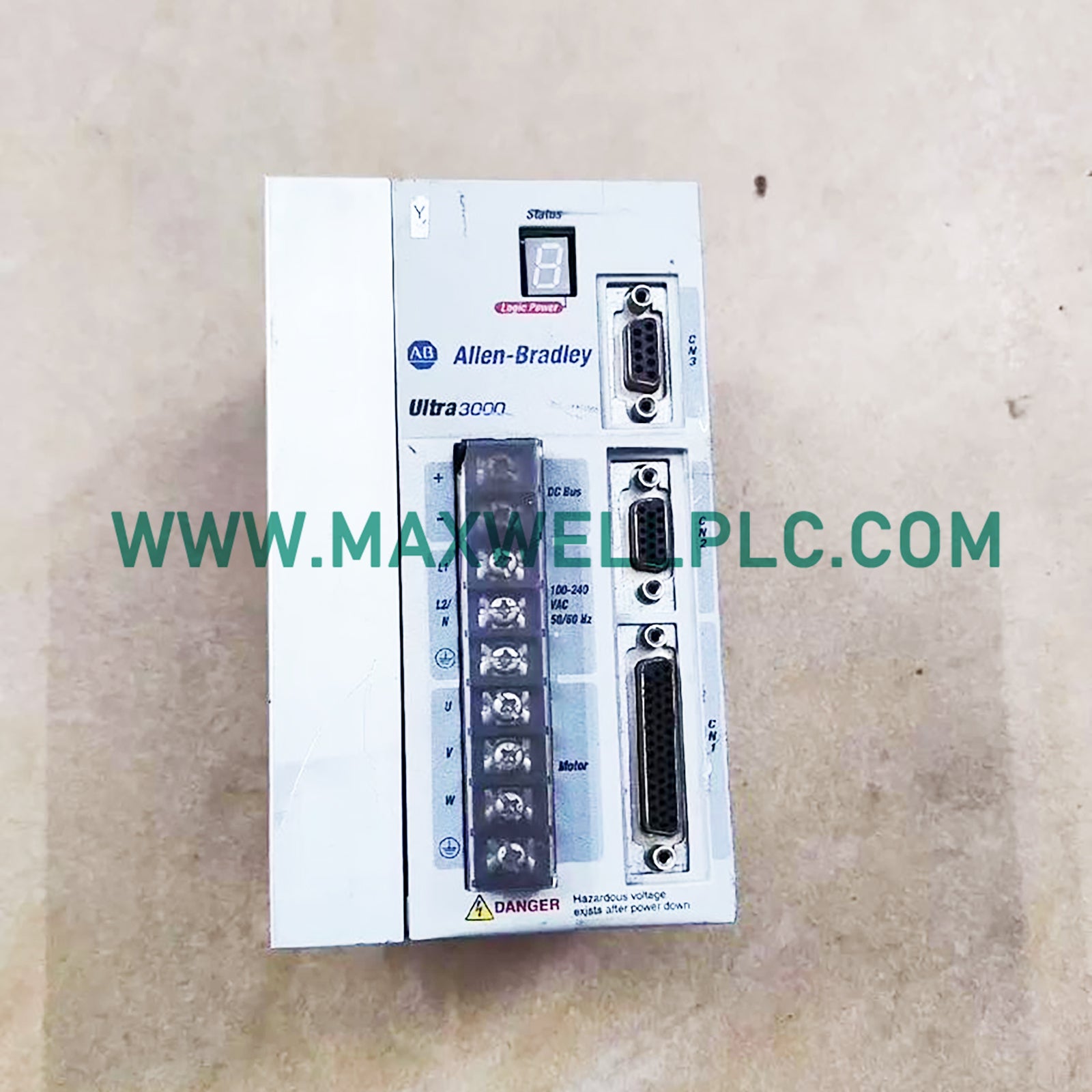 2098-DSD-020X Servoaccionamiento Ultra 3000 de Allen-Bradley