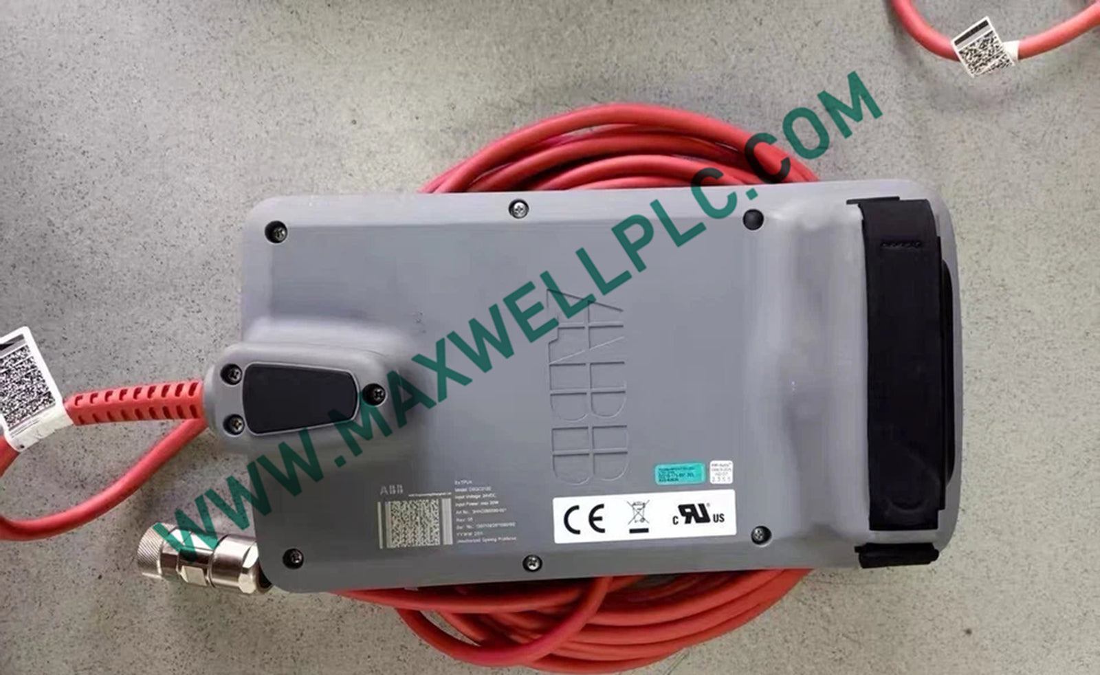 ABB 3HAC085590-001 DSQC3120 وحدة التحكم بالتعليم لسلسلة IRC6