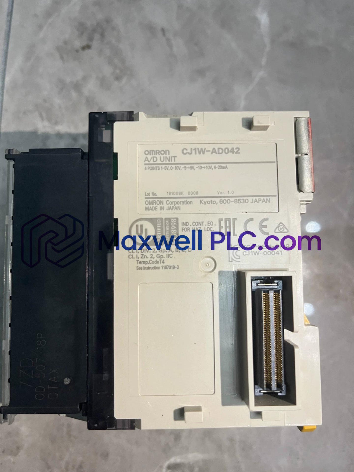 وحدة إدخال تناظري Omron CJ1W-AD042 من سلسلة SYSMAC CJ