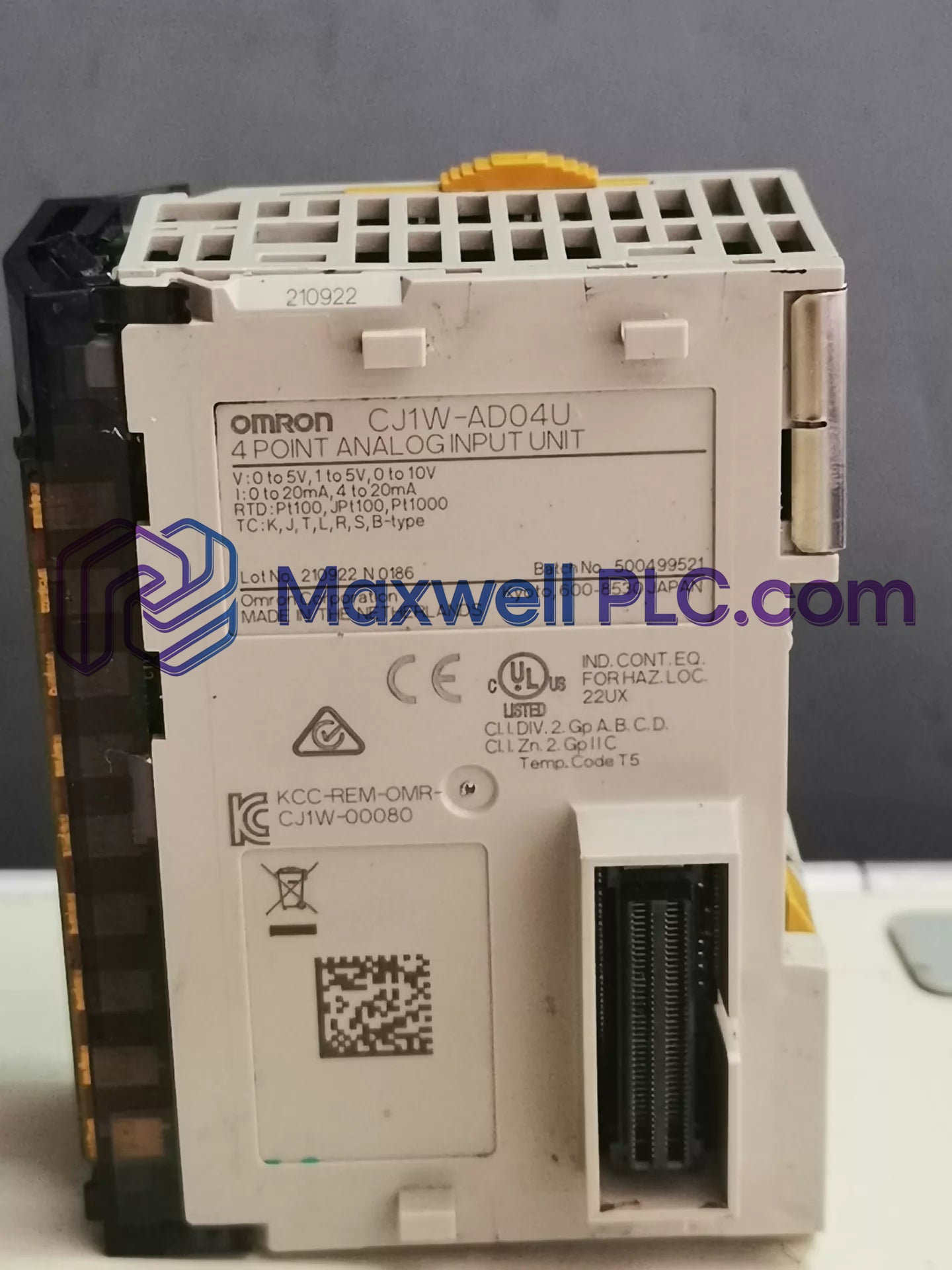 CJ1W-AD04U Omron Isolated-type Universal Input Unit CJ Series