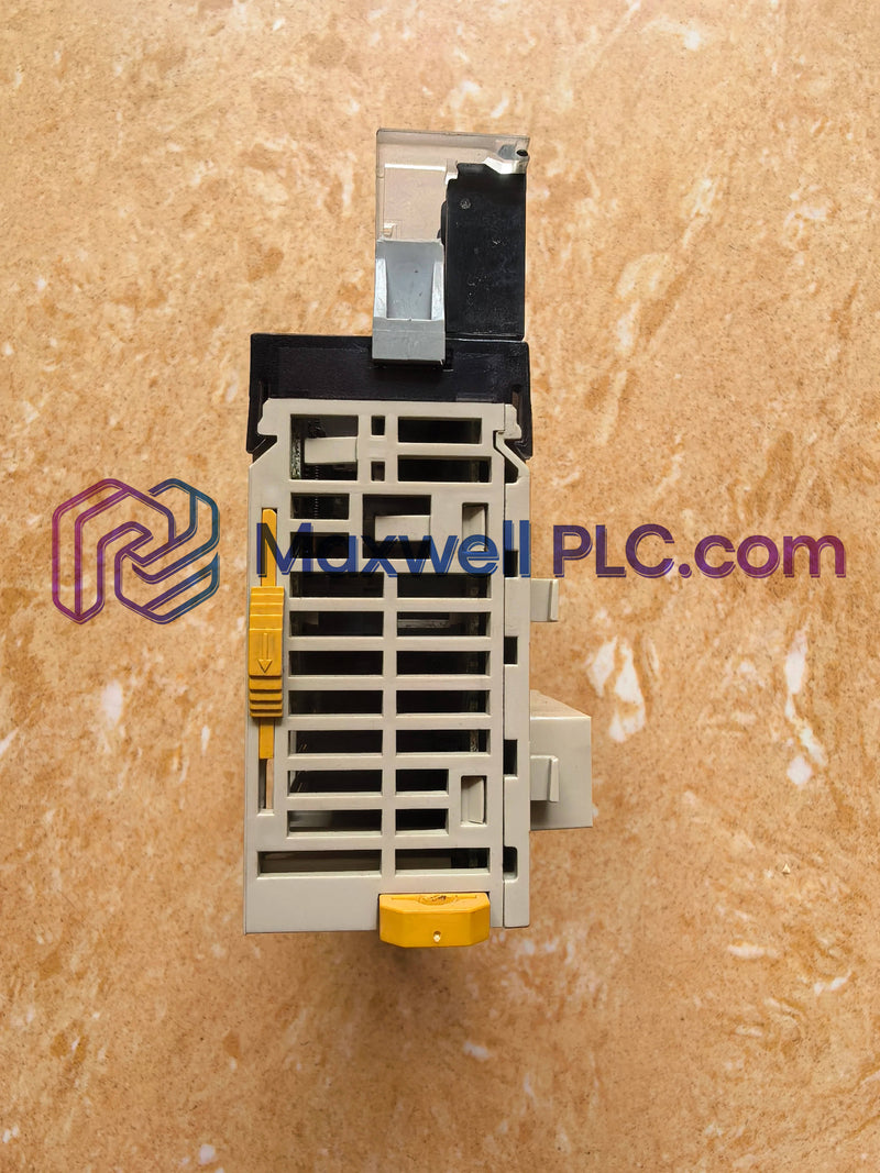 Omron CJ1W-DA08C Analog Output Module SYSMAC CJ Series