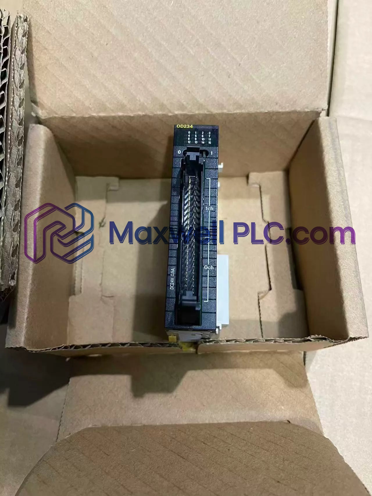CJ1W-OD234 وحدة خرج الترانزستور (32 نقطة) omron