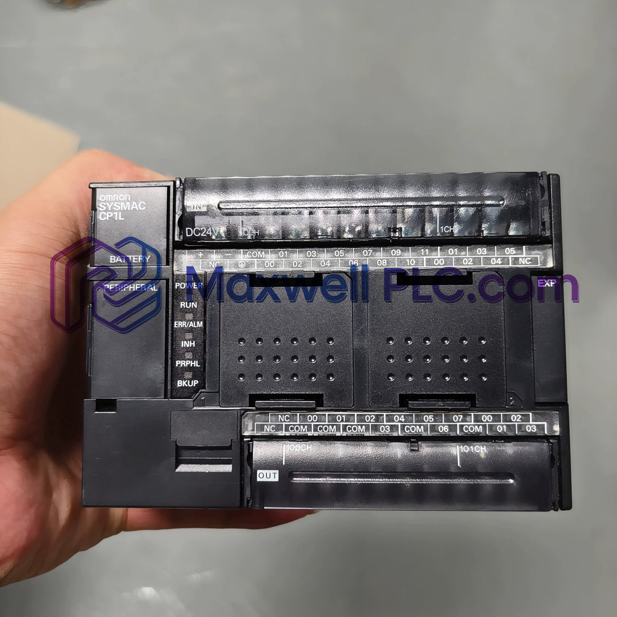 وحدة المعالجة المركزية CP1L-M30DT-D من سلسلة Omron CP1L