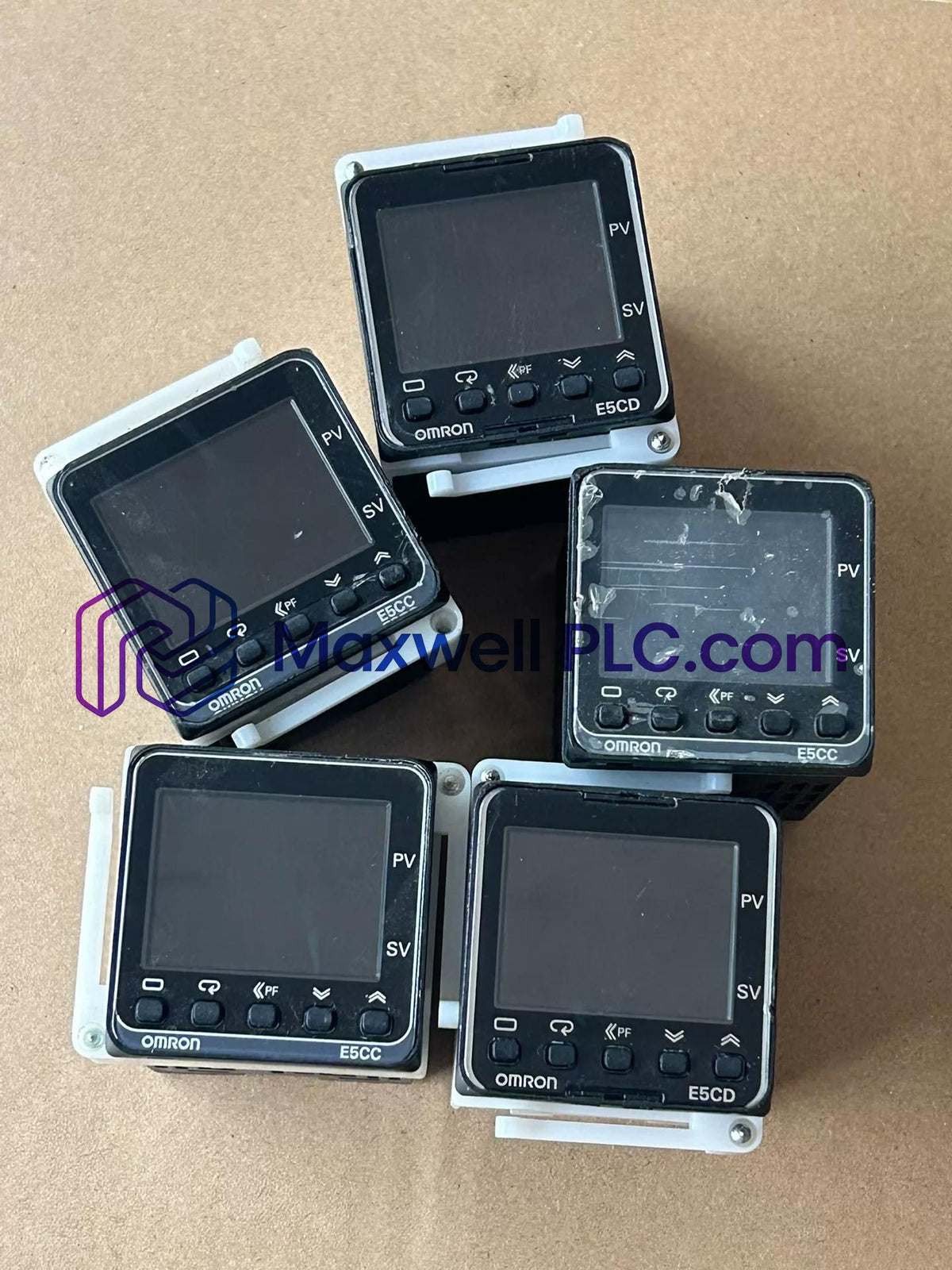 E5CC-RX2ADM-800 Omron Digital Temperature Controller E5CC Series