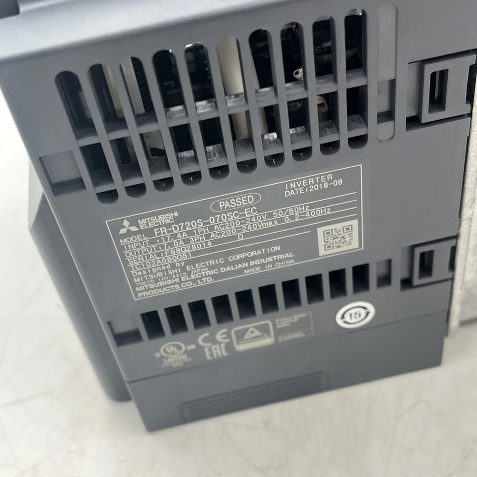 Mitsubishi Electric FR-D720S-070SC-EC D700-SC Series عاكس صغير بقدرة 1.5 كيلو واط