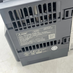 Mitsubishi Electric FR-D720S-070SC-EC D700-SC Series عاكس صغير بقدرة 1.5 كيلو واط