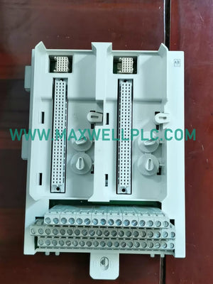 TU844 3BSE021445R1 Unidad de Terminación de Módulo ABB E/S S800