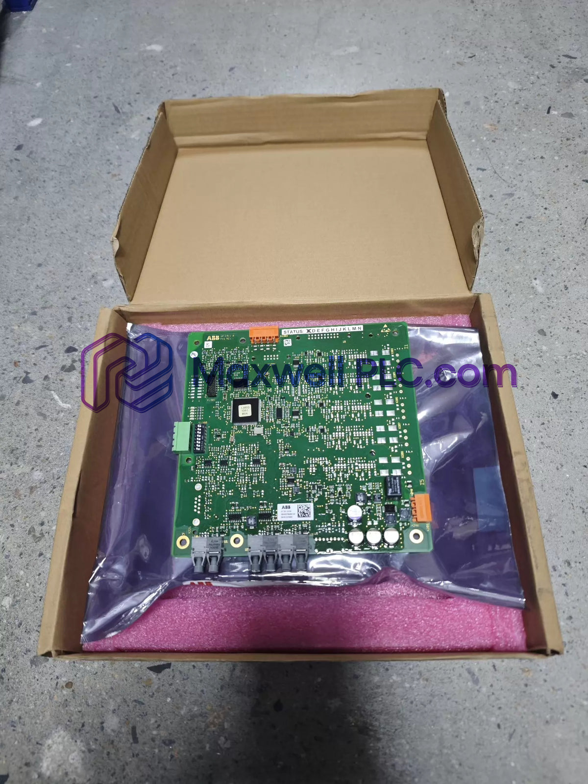 ABB AC 800PEC UF C911 B104 3BHE037864R0104 لوحة تدوير