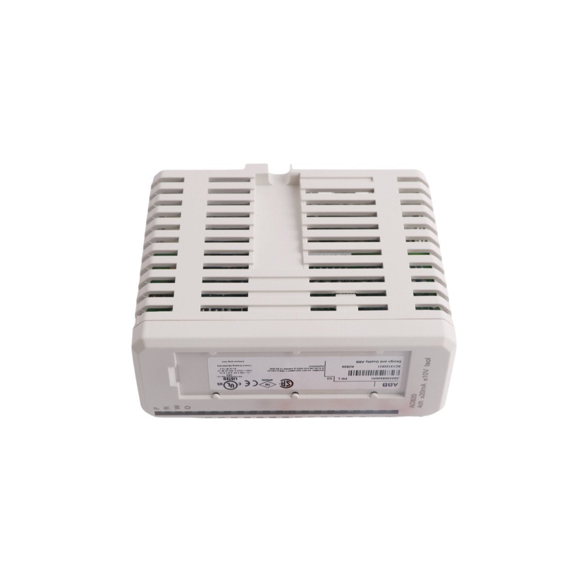 3BSE008546R1 ABB AO820 Analog Output Module S800 I/O 4-Channel