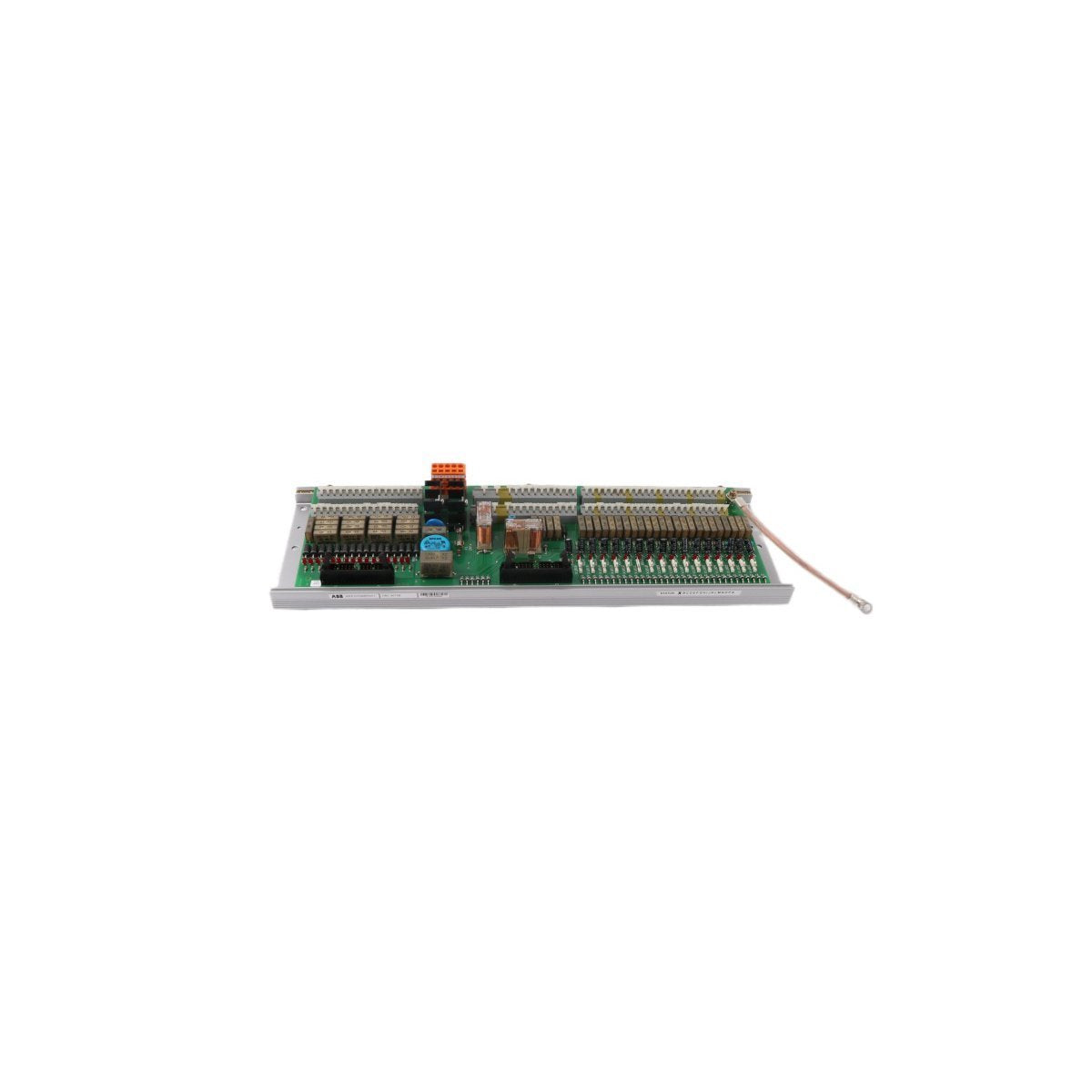 UNC4674B ABB HIEE305089R0001 بطاقة واجهة دخل/خرج وحدة الناقل المحلي
