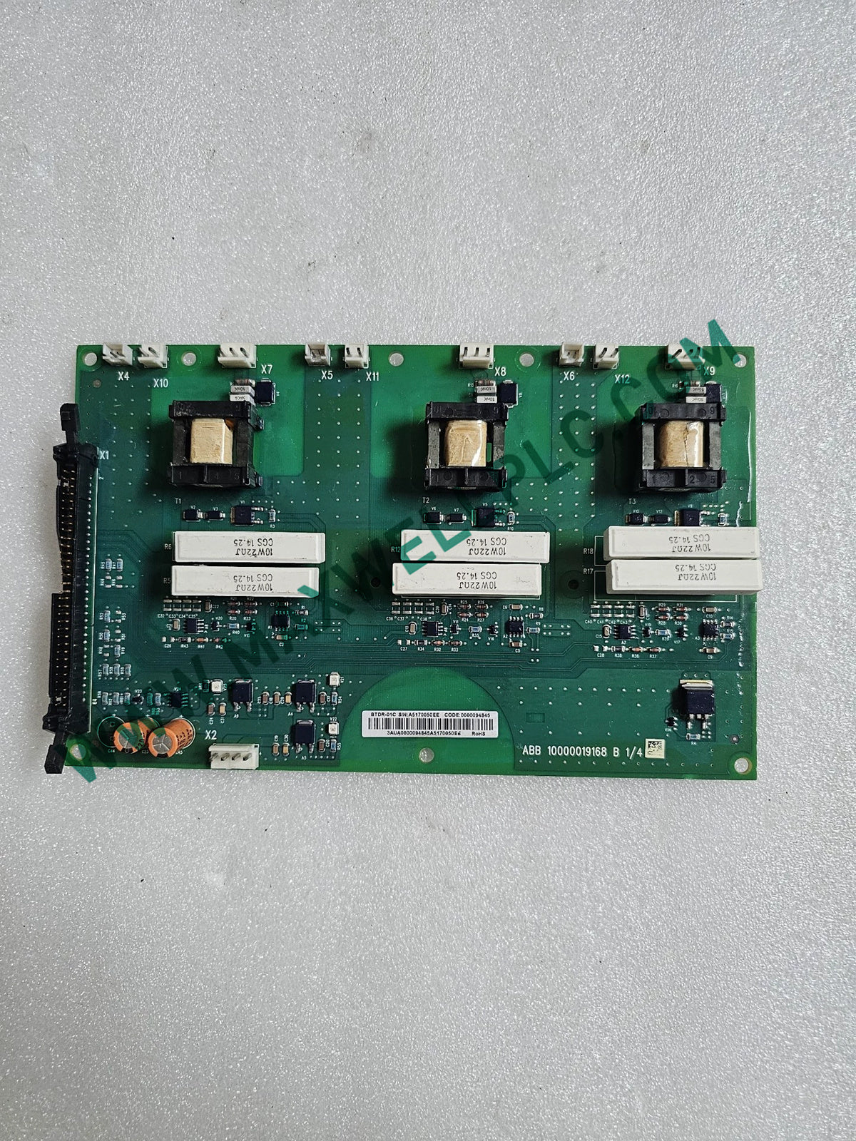 3AUA0000094845 Placa de potencia del inversor del sistema de accionamiento ABB ACS880