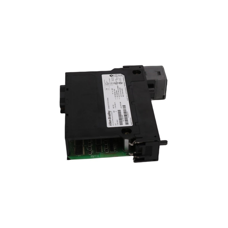 وحدة الإخراج الرقمية Allen-Bradley 1756-OB32 ControlLogix ذات 32 نقطة و12/24 فولت تيار مستمر