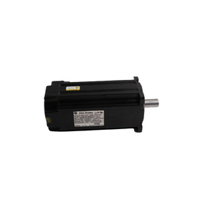Allen-Bradley MPL-B4560F-SJ72AA محرك سيرفو Kinetix MP-Series منخفض القصور الذاتي