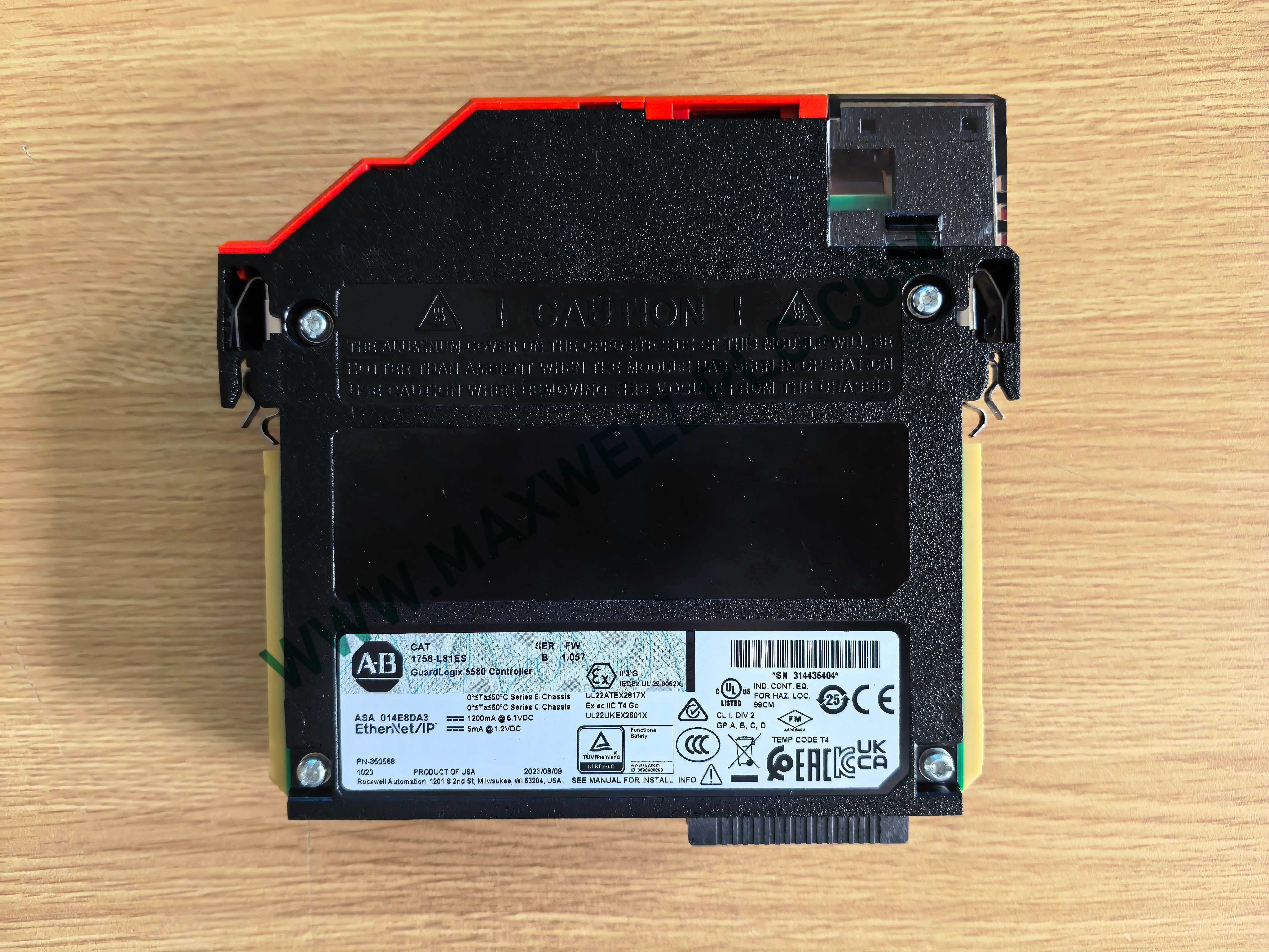 وحدة تحكم أمان 1756-L81ES من Allen-Bradley طراز ControlLogix 5580