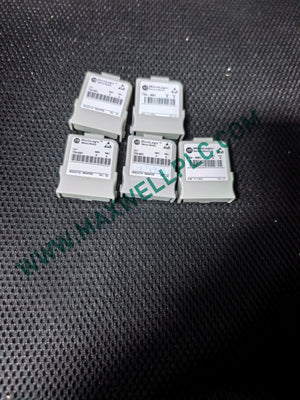 1764-MM1 Allen-Bradley MicroLogix 1500 Series Memory Module
