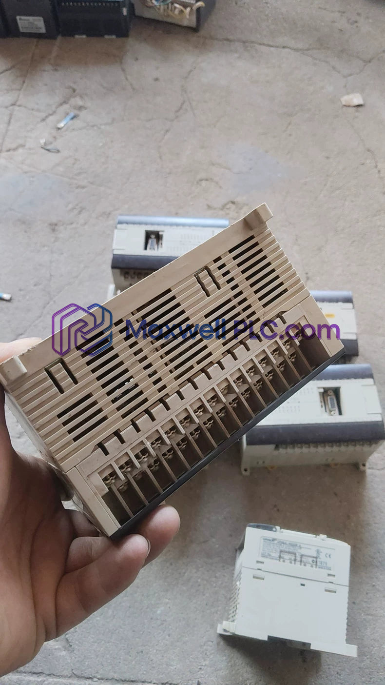 Omron CPM2A-40CDR-A CPM2A Series Programmable Controller