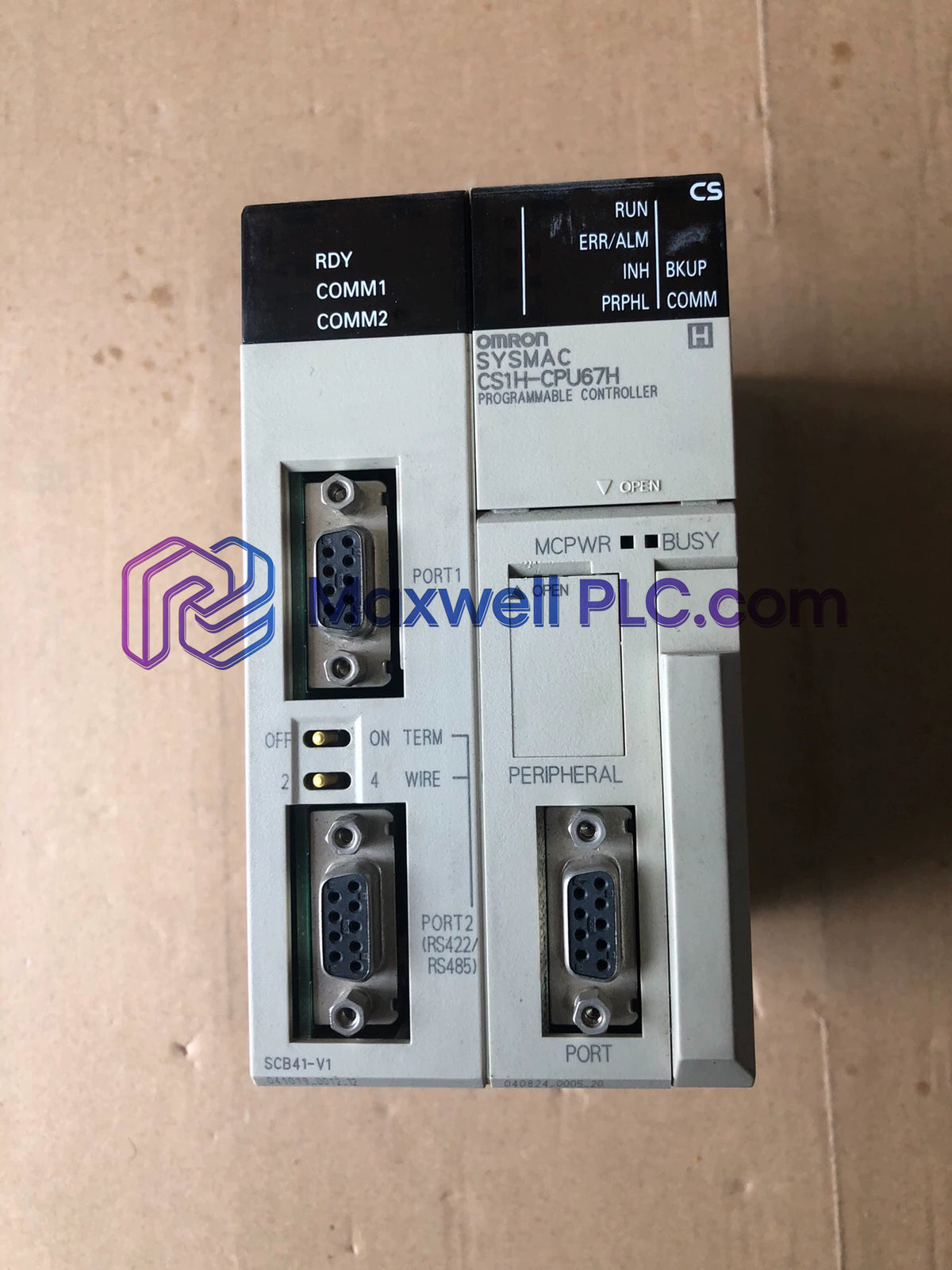 وحدة معالجة مركزية من نوع CS1H-CPU67H من Omron