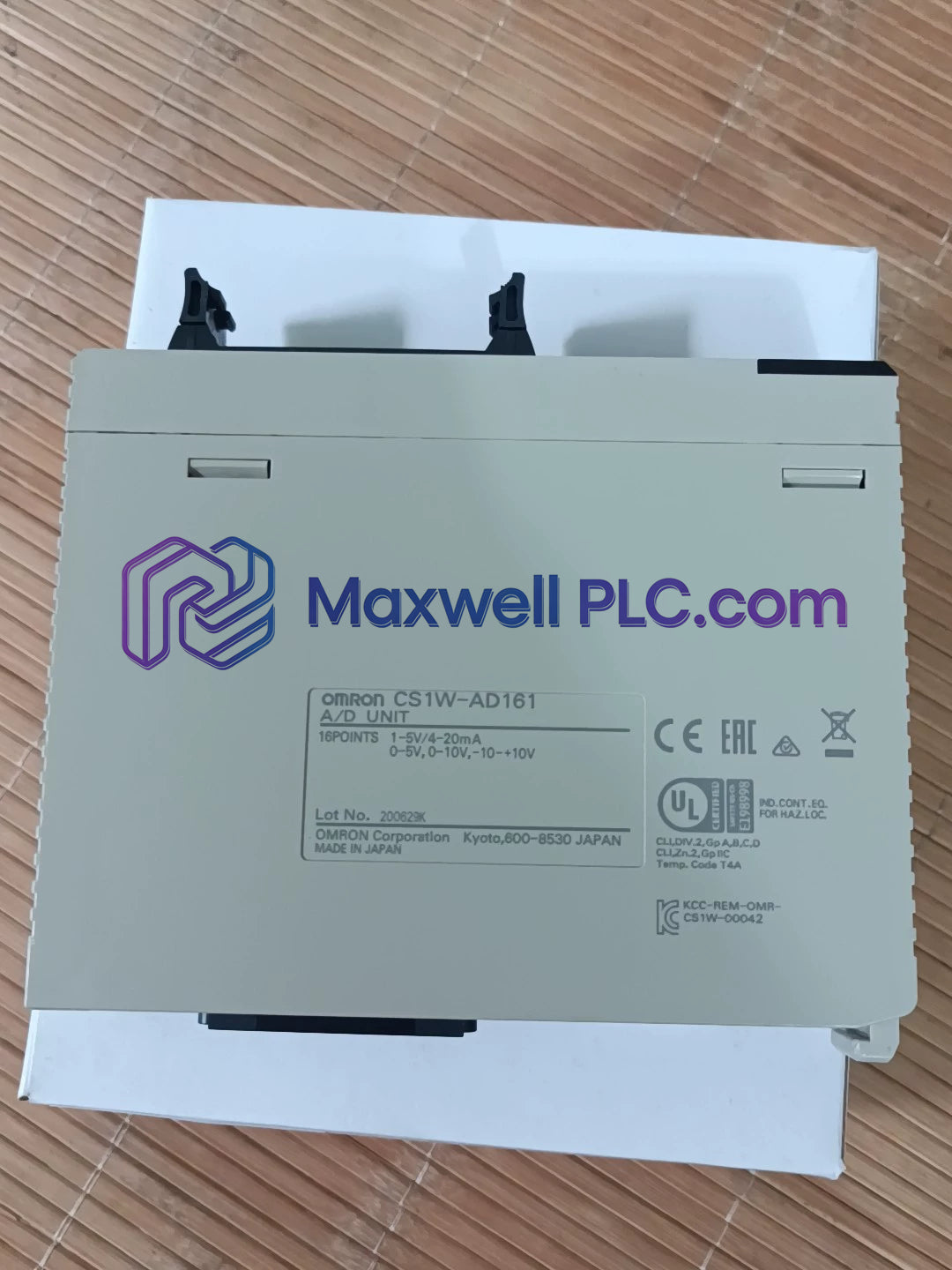 أومرون-CS1W-AD161